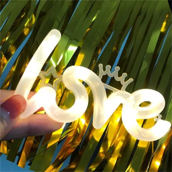 Mini-Światła Miłości LED W Kształcie Litery Miłości Spowiedź Walentynki Oferta poprawiny Ozdoby Światła z Przyciskiem Baterii 10 x 6 cm  10