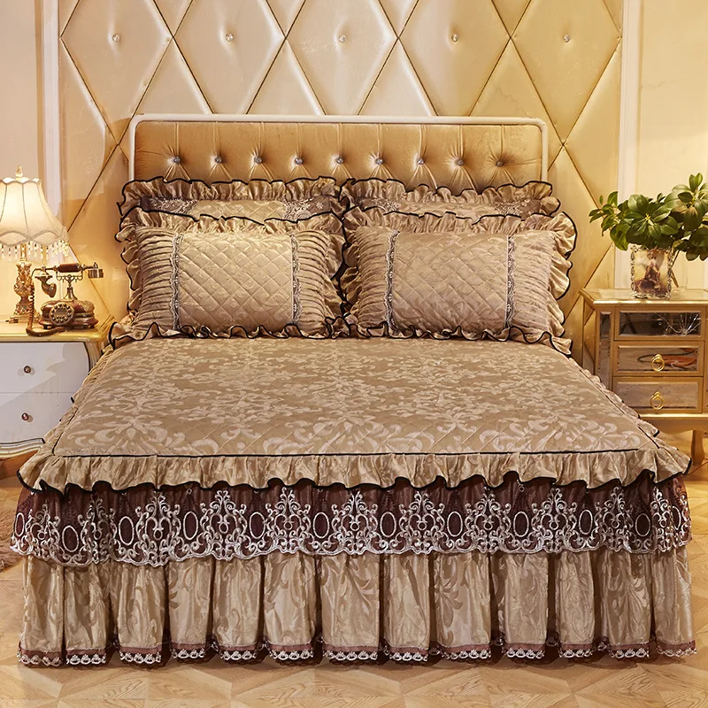 Jeden kolor Aksamitna Narzuta Tłoczone, Gruba Pluszowe Pikowana Spódnica Do Łóżka, pokrywa Ochronna do łóżka królewskie, nie w tym poszewkę
